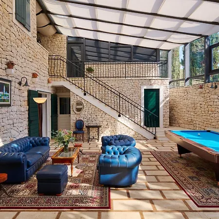 Villa Diocletian's Palace